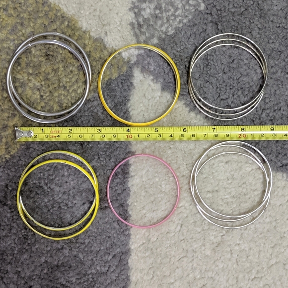 3/$15🍎Bangle Bracelets - Picture 6 of 6